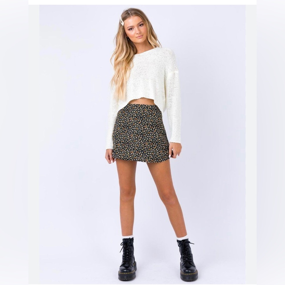 Princess Polly Maleny Floral Mini Skirt Black Daisy Size 2